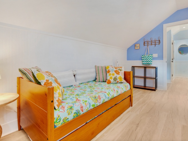 Beautiful Vacation Home with 5 Bedrooms & Private Pool