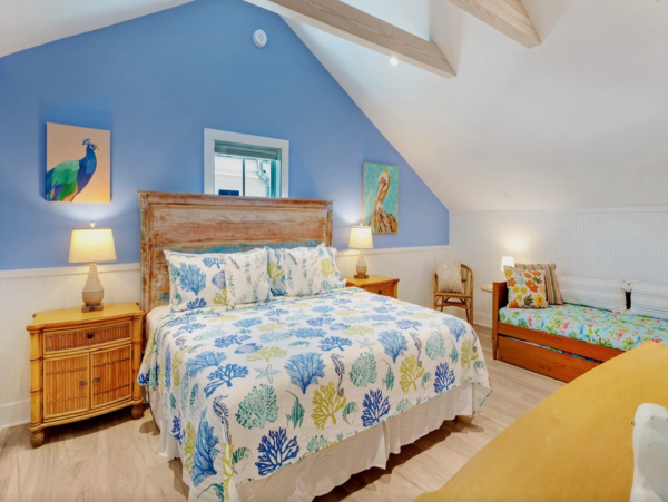 Beautiful Vacation Home with 5 Bedrooms & Private Pool