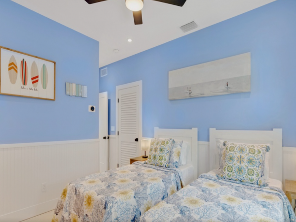 Beautiful Vacation Home with 5 Bedrooms & Private Pool