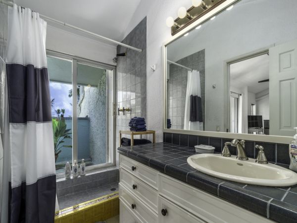 St. Thomas Vacation Condo Two Bedroom Walk to Beach
