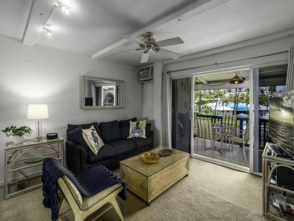 St. Thomas Vacation Condo Two Bedroom Walk to Beach
