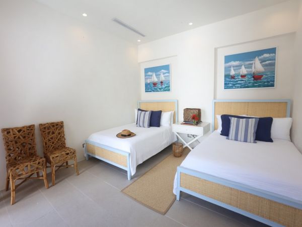 Exclusive Luxury Vacation Villa with 7 Suite Bedrooms