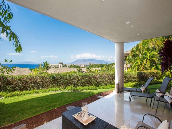 Luxury Wailea Vacation Villa Three Bedroom Walk to Beach