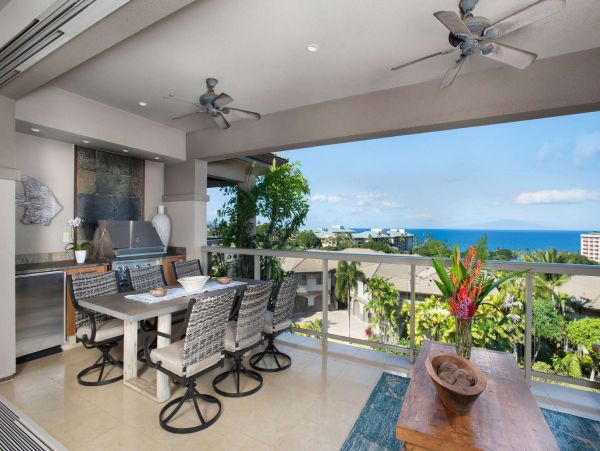 Luxury Wailea Vacation Villa Three Bedroom Walk to Beach