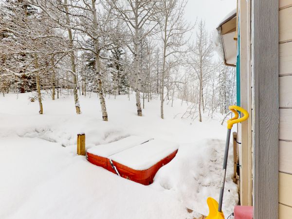 Spacious 6 Bedroom Vacation Condo in Vail