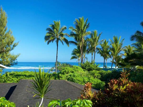 Kauai Beautifully Renovated Three-Bedroom Retreat