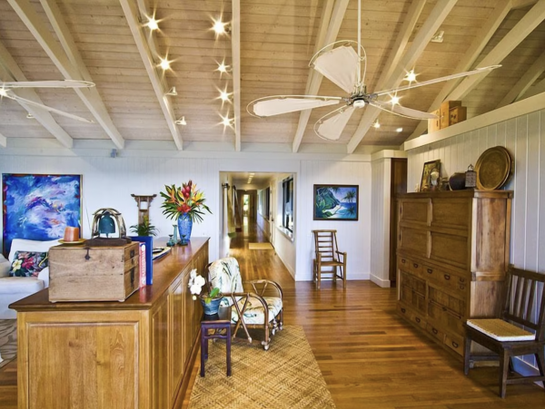 Oceanfront 5,000 sq Ft Vacation Villa Kauai