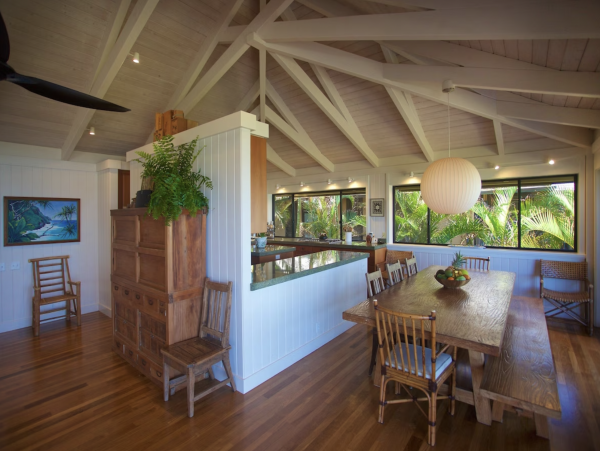 Oceanfront 5,000 sq Ft Vacation Villa Kauai