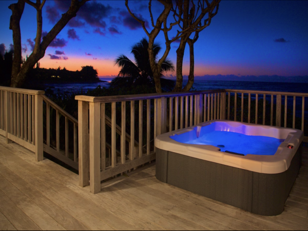 Oceanfront 5,000 sq Ft Vacation Villa Kauai