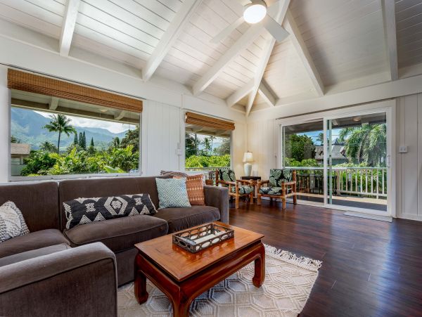 Hanalei Bay View Vacation Home with 5 Bedroom
