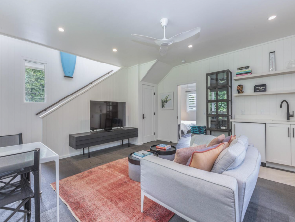 Two Bedroom Oceanfront Stunning Residence