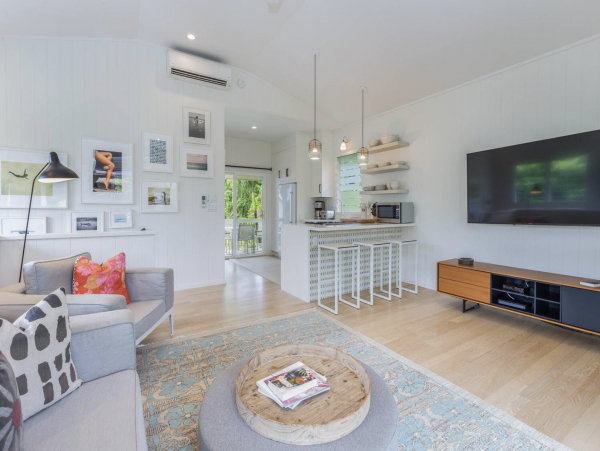 Two Bedroom Oceanfront Stunning Residence