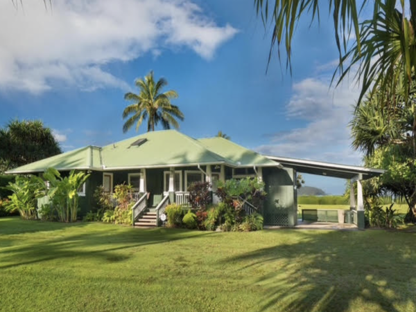 Side By Side Two Beachfront Homes Hanalei Bay