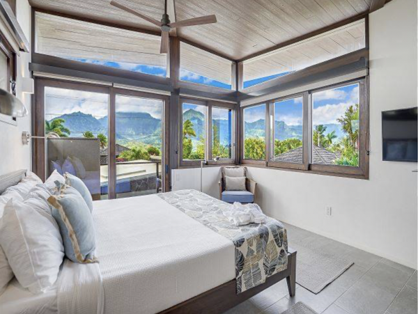 Luxury Kaui Vacation Villa with Private Pool Sleeps 10 Guests