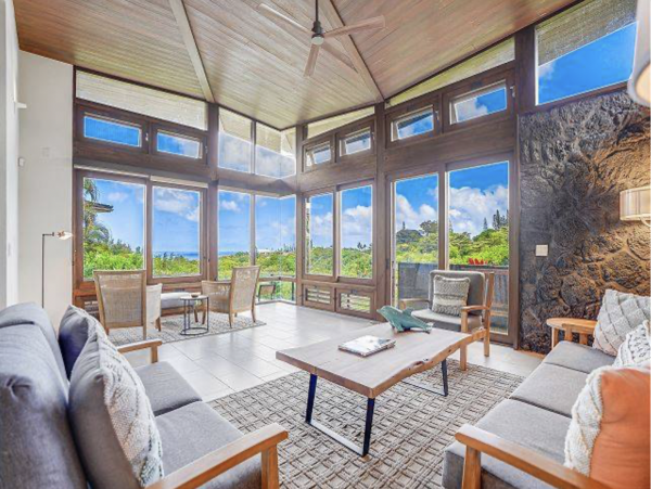 Luxury Kaui Vacation Villa with Private Pool Sleeps 10 Guests