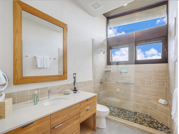 Luxury Kaui Vacation Villa with Private Pool Sleeps 10 Guests