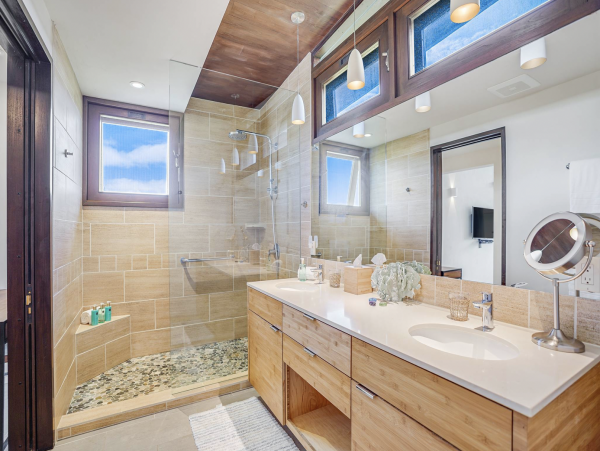 Luxury Kaui Vacation Villa with Private Pool Sleeps 10 Guests