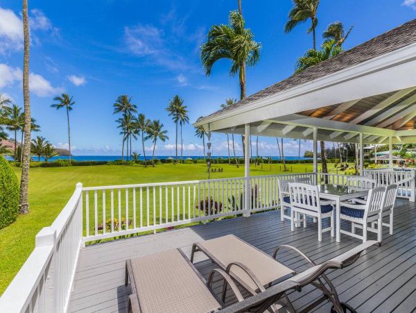 Hanalei Bay Beachfront Vacation Rental - Kauai North Shore Luxury Home