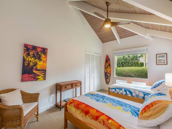 Hanalei Bay Beachfront Vacation Rental - Kauai North Shore Luxury Home