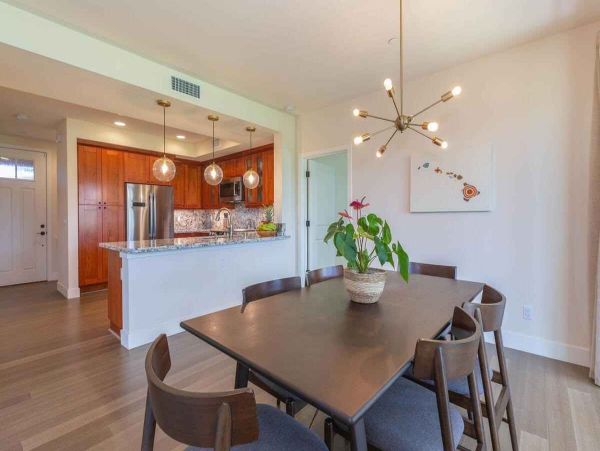 Modern Island Retreat with Mountain Views & Resort Amenities