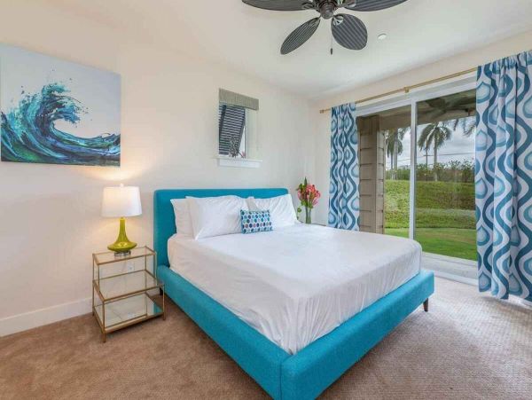 Modern Island Retreat with Mountain Views & Resort Amenities