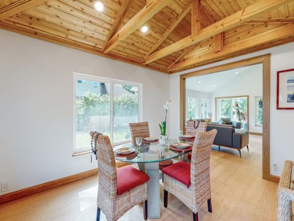 Princeville Two Bedroom  Stunning Vacation Residence