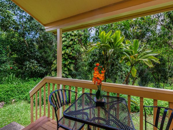 Charming Vacation Rental in Princeville: Your Island Escape