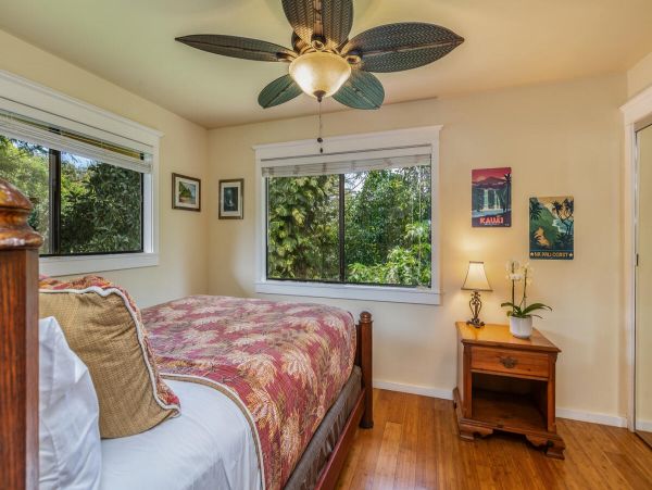 Charming Vacation Rental in Princeville: Your Island Escape