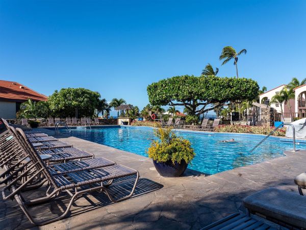 Three Bedroom Luxury Condo Close to the Beach in Wailea