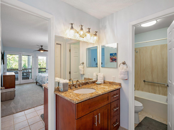 Three Bedroom Luxury Condo Close to the Beach in Wailea