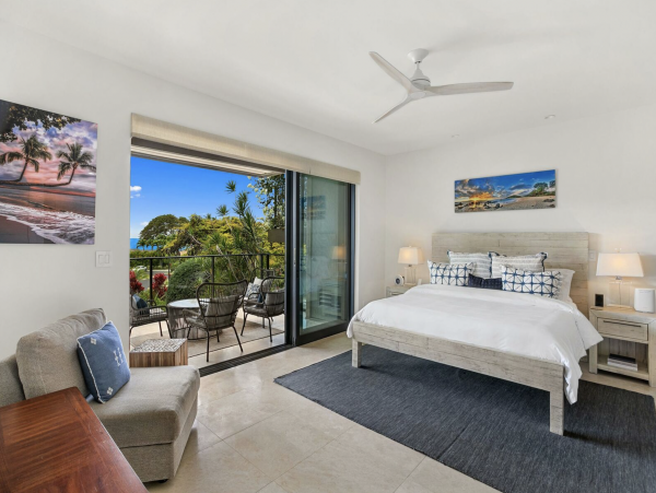 Maui One Level Luxury Interior Views of Pacific