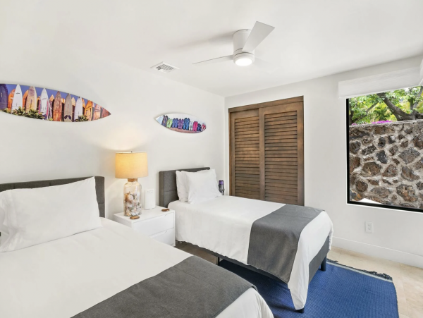 Maui One Level Luxury Interior Views of Pacific