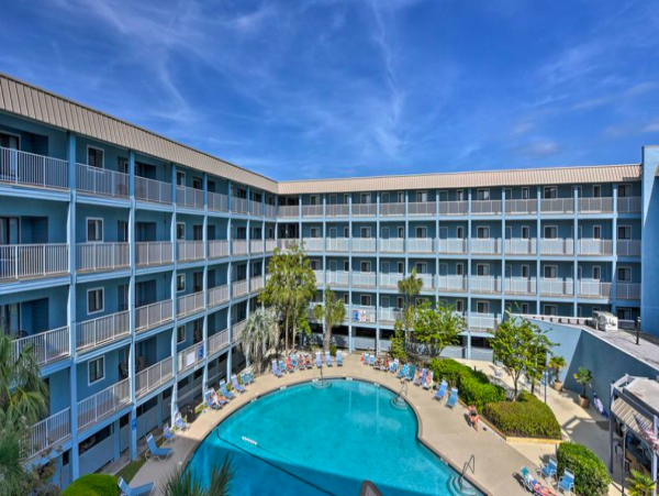2 Bedroom Resort Condo with Ocan views