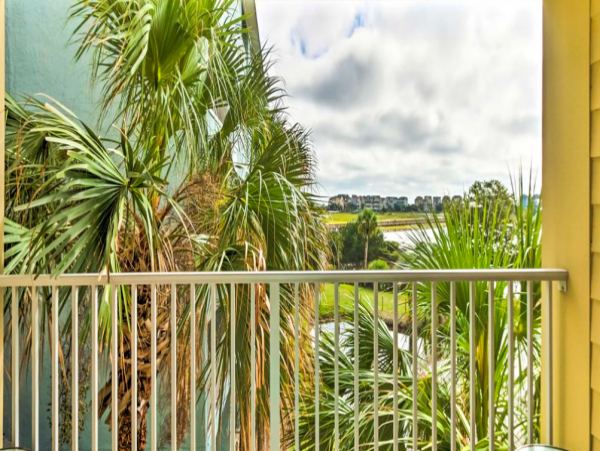 2 Bedroom Resort Condo with Ocan views