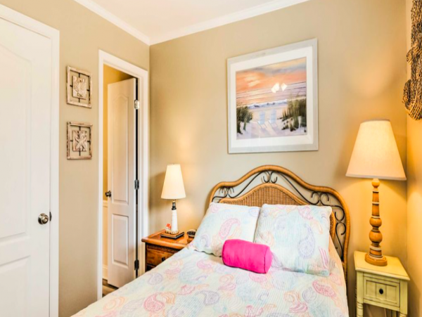 2 Bedroom Resort Condo with Ocan views