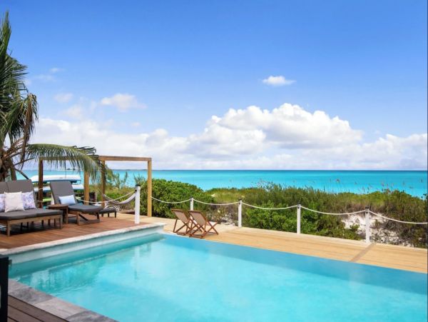 Luxury Exuma Vacation Rental – Remodeled 5-Bedroom Home Near Beaches