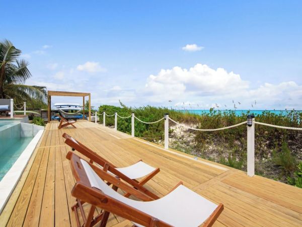 Luxury Exuma Vacation Rental – Remodeled 5-Bedroom Home Near Beaches