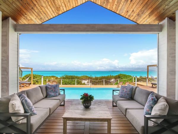 Luxury Exuma Vacation Rental – Remodeled 5-Bedroom Home Near Beaches