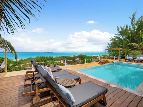 Luxury Exuma Vacation Rental – Remodeled 5-Bedroom Home Near Beaches