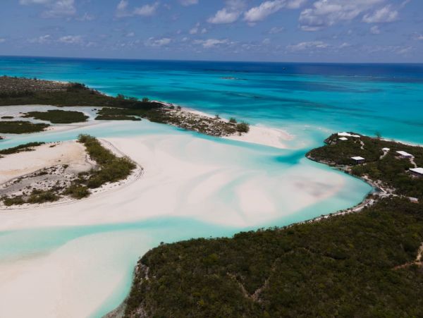 Ocean Front Exuma Vacation Home Six Bedroom