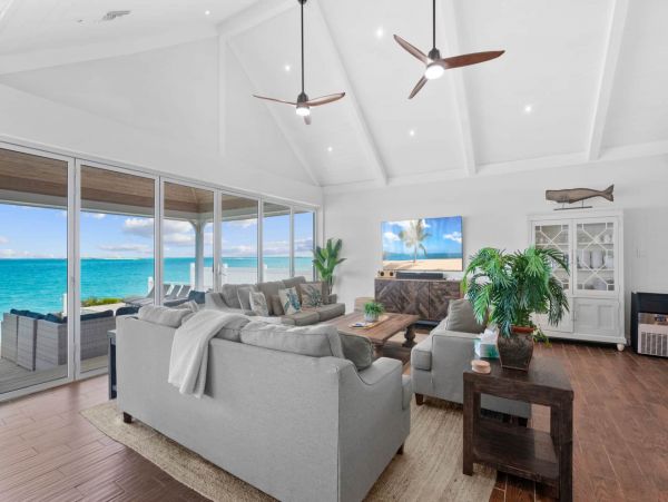 Ocean Front Exuma Vacation Home Six Bedroom