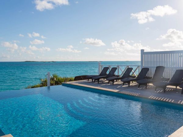 Ocean Front Exuma Vacation Home Six Bedroom