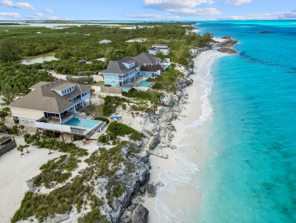 Ocean Front Exuma Vacation Home Six Bedroom