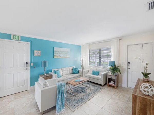 Palm Beach Condo with Two Bedroom