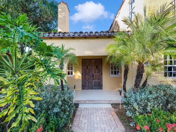 West Palm Beach Vacation Home Three Bedroom