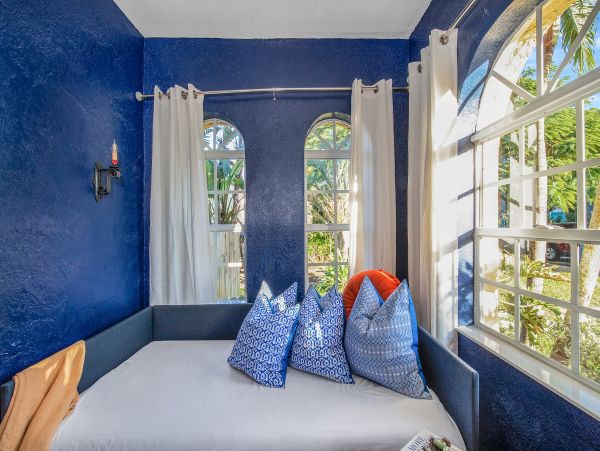 West Palm Beach Vacation Home Three Bedroom