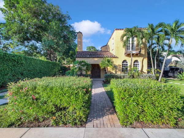 West Palm Beach Vacation Home Three Bedroom