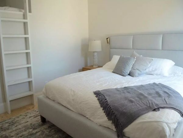 Bahamas Oceanfront Five Bedroom Vacation Rental
