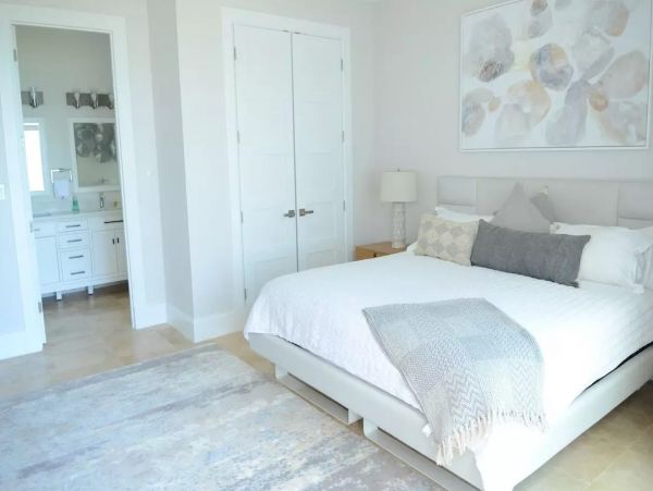 Bahamas Oceanfront Five Bedroom Vacation Rental