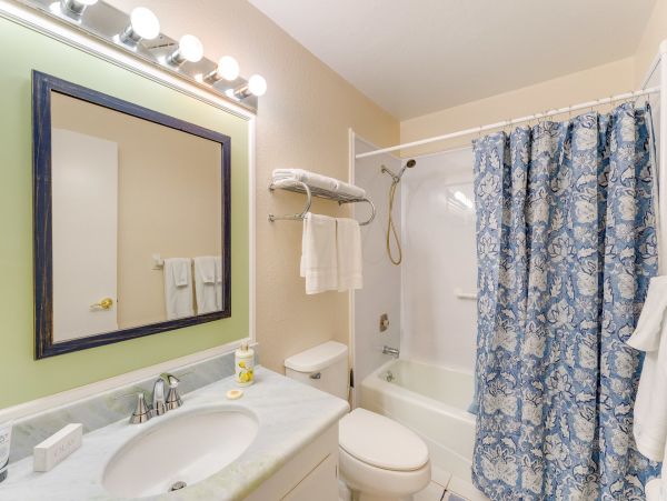Englewood Vacation Condo Two Bedroom